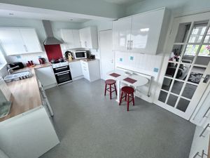 Photo 7- click for photo gallery